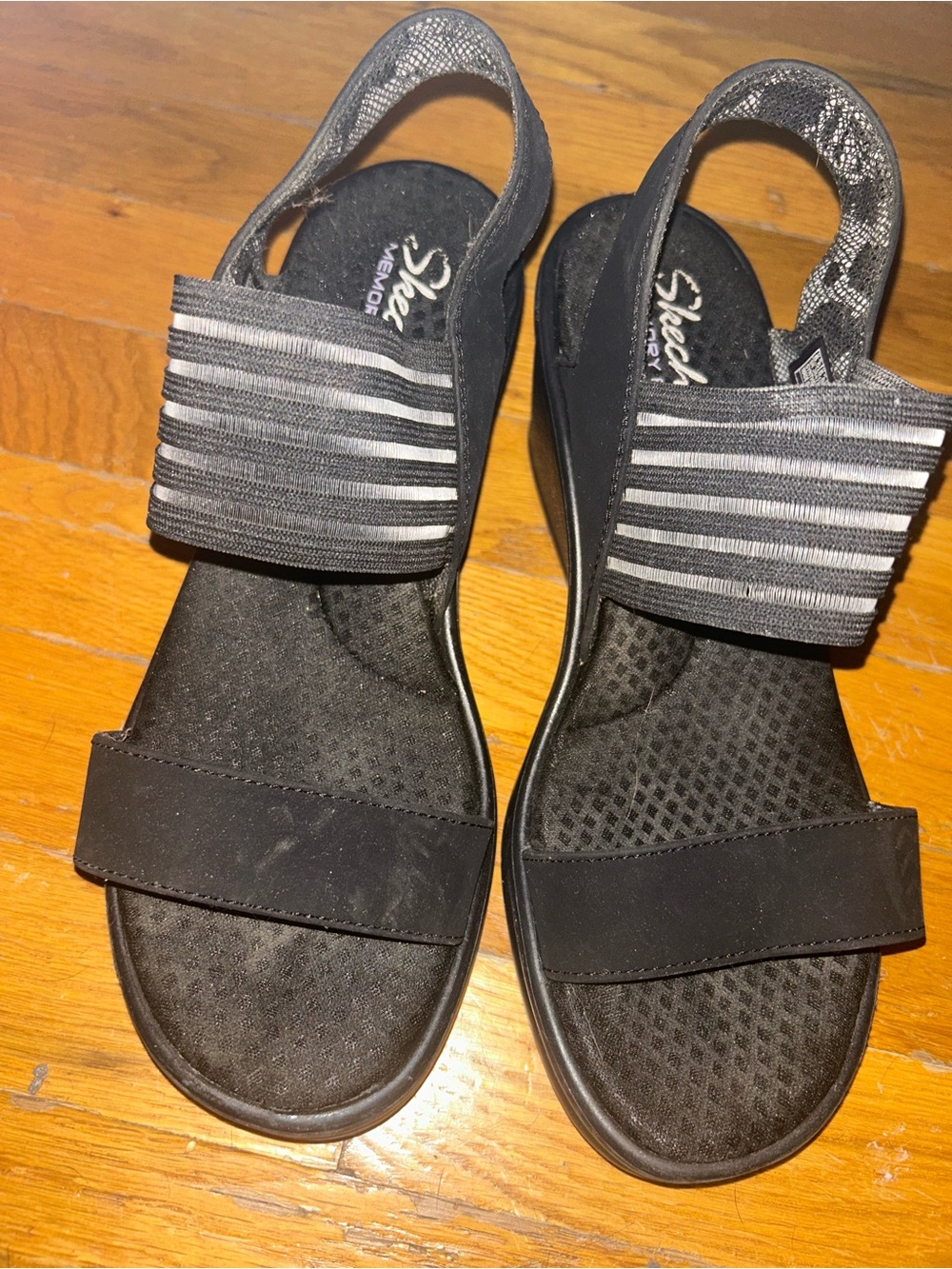 Skechers Black  Elastic Strap Comfort Sandals